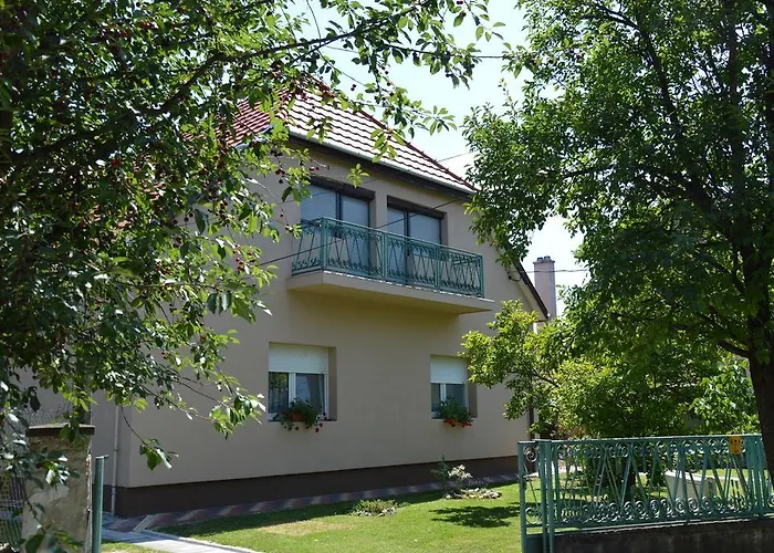 Anikó Alloggio in famiglia *